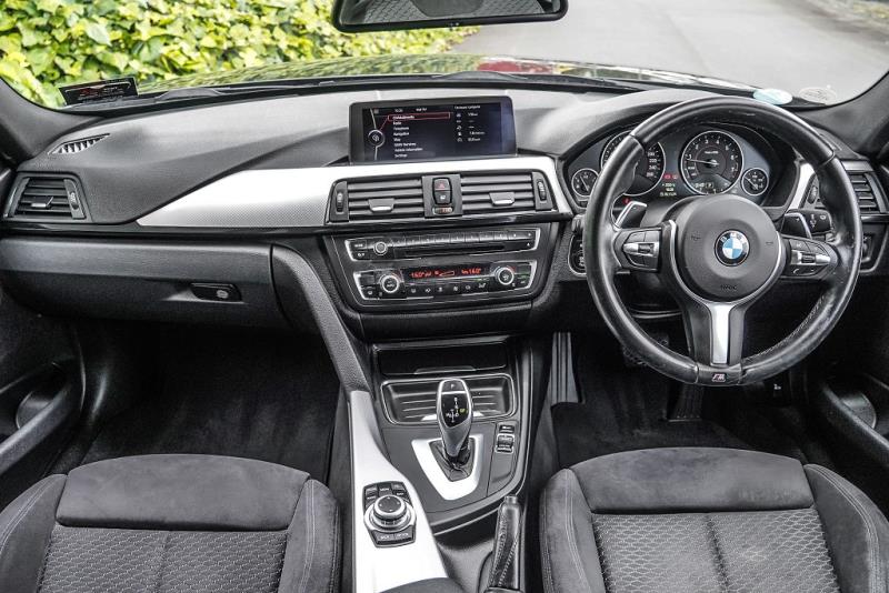 2013 BMW 320i M Sport