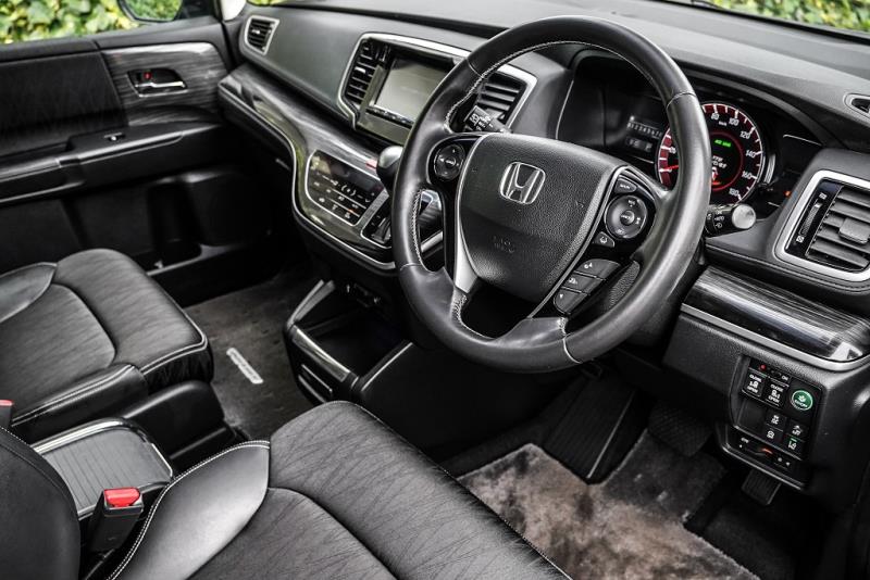 2017 Honda Odyssey Absolute EX