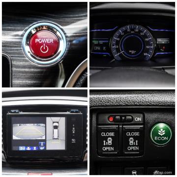 2016 Honda Odyssey Absolute EX - Thumbnail