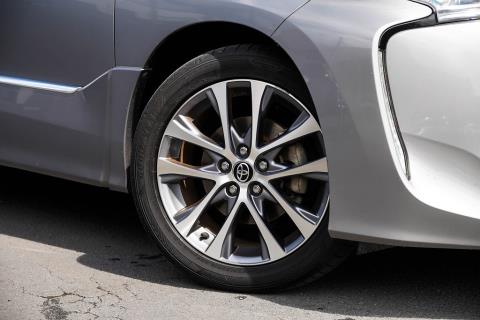 2016 Toyota Estima - Thumbnail