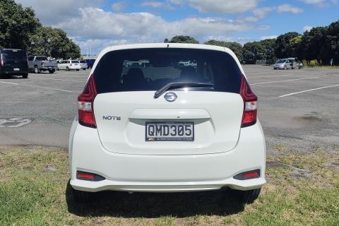 2017 Nissan Note X - Thumbnail