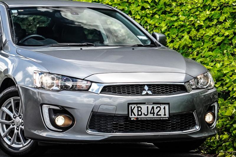 2016 Mitsubishi Lancer Sei / Galant