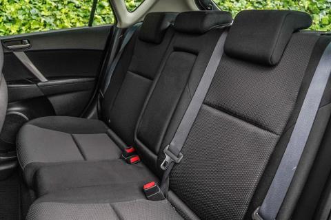 2012 Mazda Axela 20S / 3 Sport - Thumbnail