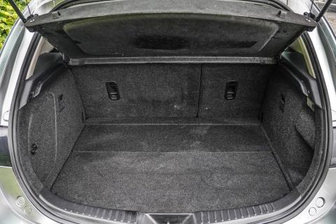 2012 Mazda Axela 20S / 3 Sport - Thumbnail