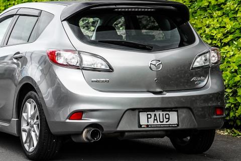 2012 Mazda Axela 20S / 3 Sport - Thumbnail