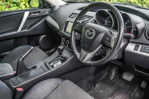 2012 Mazda Axela 20S / 3 Sport - Thumbnail