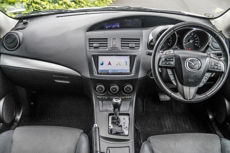 2012 Mazda Axela 20S / 3 Sport