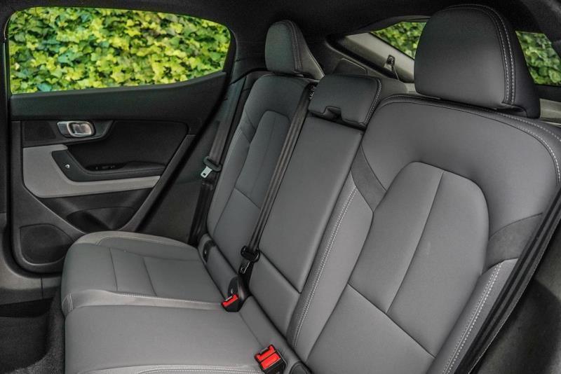 2022 Polestar 2 LRDM PLUS