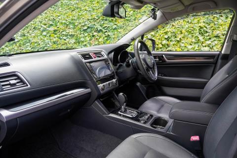 2016 Subaru Outback - Thumbnail