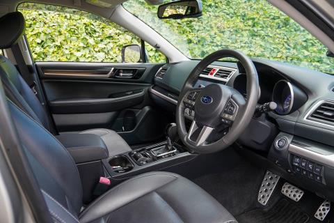 2016 Subaru Outback - Thumbnail