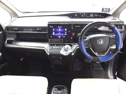 2019 Honda Step Wagon - Thumbnail