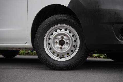 2020 Nissan NV200 / Vanette - Thumbnail