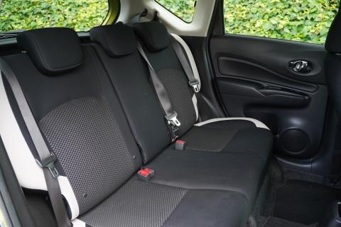 2018 Nissan Note e-Power X - Thumbnail