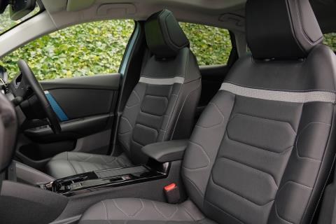 2024 Citroen E-C4 Max 54kWh - Thumbnail