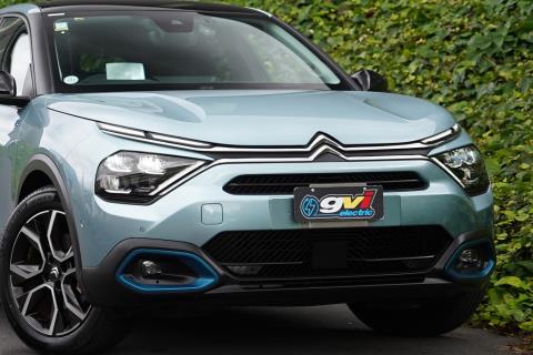 2024 Citroen E-C4 Max 54kWh - Thumbnail