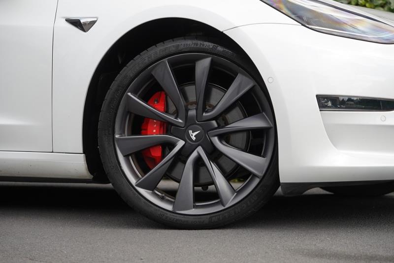 2020 Tesla Model 3 Performance