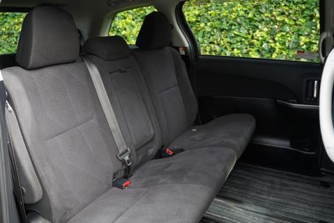 2015 Toyota Estima Aeras 8 Seater - Thumbnail