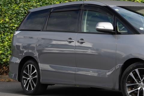 2015 Toyota Estima Aeras 8 Seater - Thumbnail