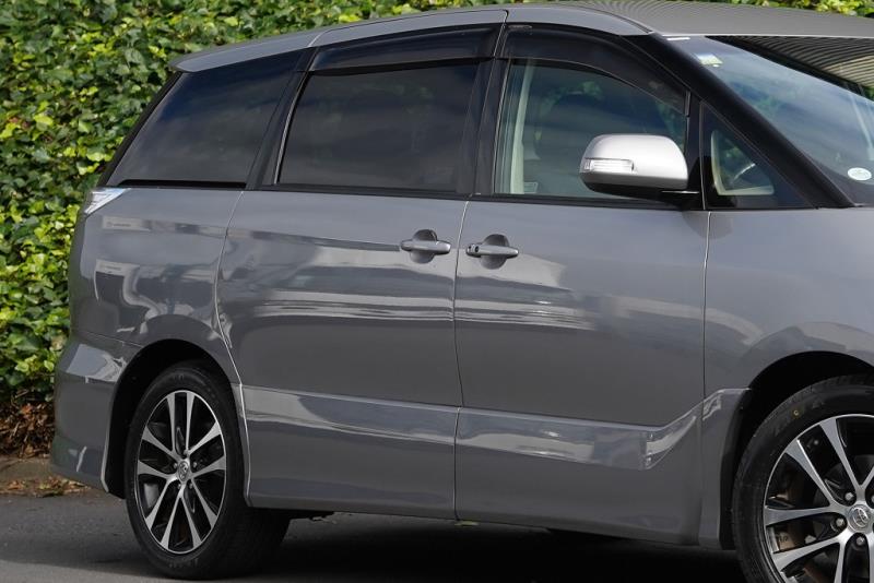 2015 Toyota Estima Aeras 8 Seater