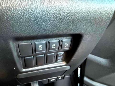 2018 Nissan Elgrand Highway Star - Thumbnail