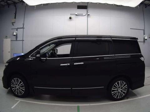 2018 Nissan Elgrand Highway Star - Thumbnail
