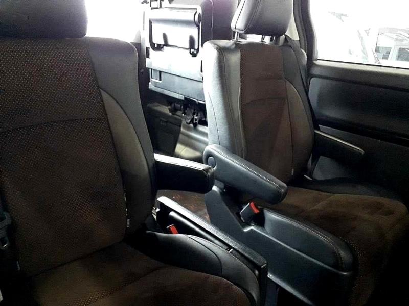 2014 Toyota Alphard / Vellfire 240S