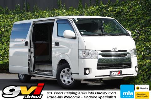 2018 Toyota Hiace GL 5 Door - Thumbnail