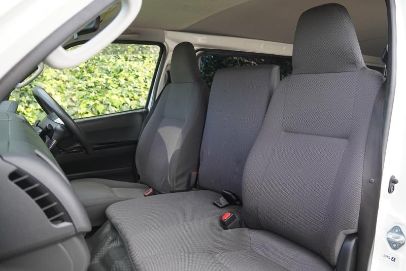 2018 Toyota Hiace GL 5 Door