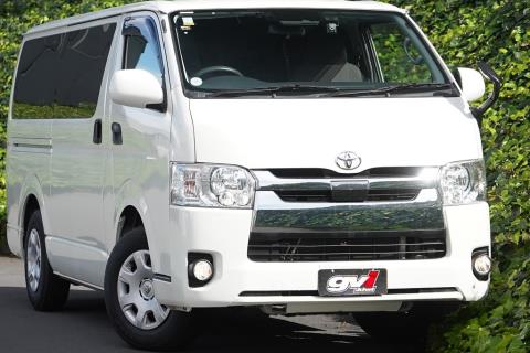 2018 Toyota Hiace GL 5 Door - Thumbnail
