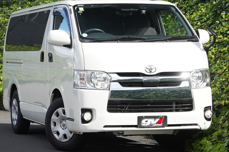 2018 Toyota Hiace GL 5 Door