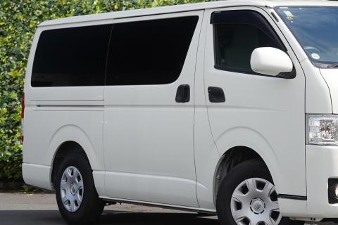 2018 Toyota Hiace GL 5 Door - Thumbnail