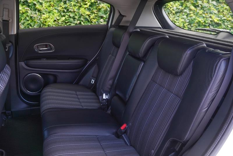 2015 Honda Vezel Hybrid Z / HR-V