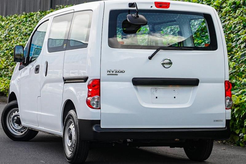 2020 Nissan NV200 DX / Vanette