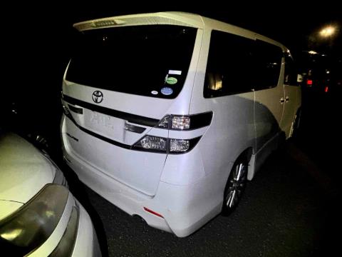 2014 Toyota Vellfire 2.4Z / Alphard - Thumbnail