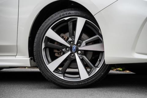 2017 Subaru Impreza G4 2.0i-S - Thumbnail