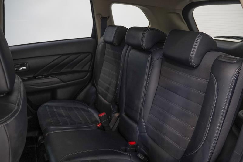 2015 Mitsubishi Outlander PHEV G