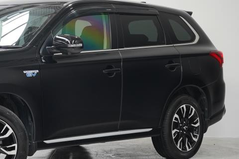 2015 Mitsubishi Outlander PHEV G - Thumbnail