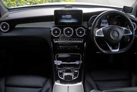 2017 Mercedes Benz GLC 220d 4Matic AMG Line - Thumbnail