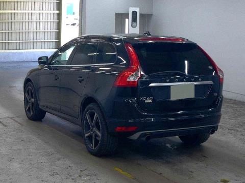 2015 Volvo XC60 T5 R Design - Thumbnail