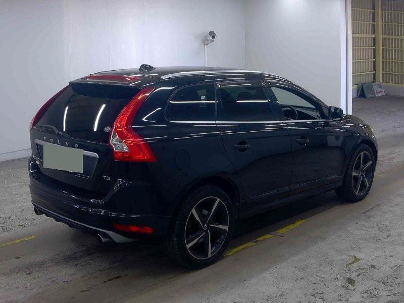 2015 Volvo XC60 T5 R Design