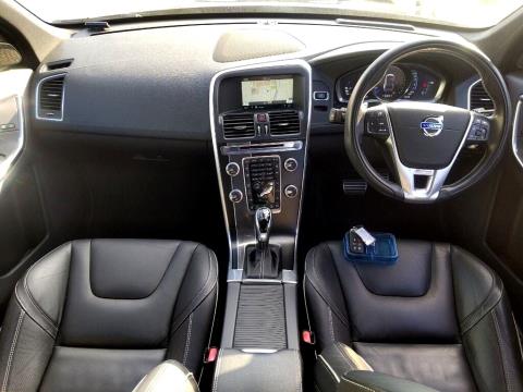 2015 Volvo XC60 T5 R Design - Thumbnail