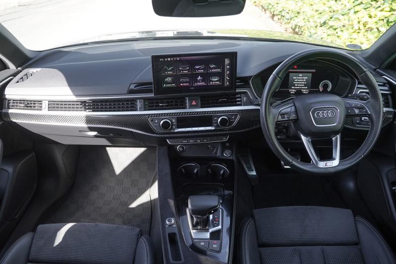 2021 Audi A4 Avant 35TFSi S Line