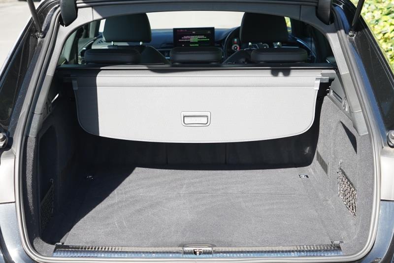 2021 Audi A4 Avant 35TFSi S Line