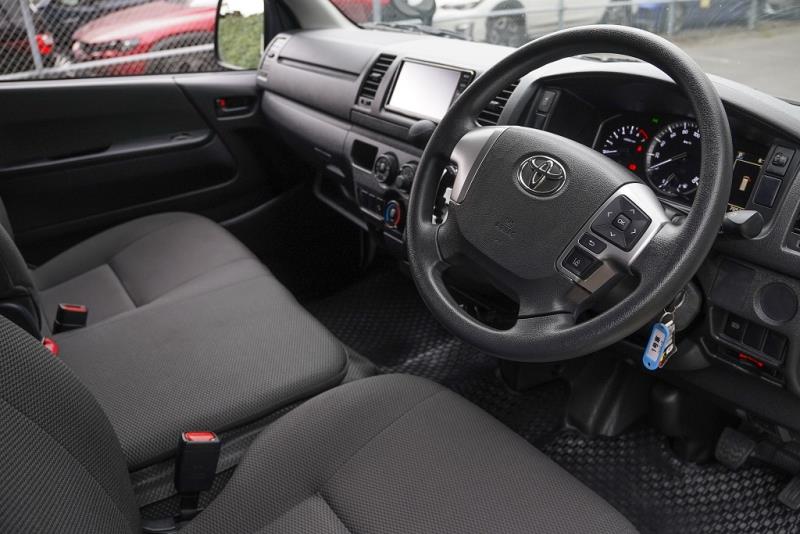 2021 Toyota Hiace ZL 5 Door