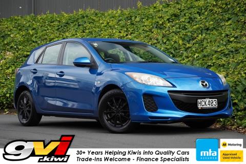 2013 Mazda 3 Sport / Axela 20S