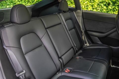 2023 Tesla Model Y RWD 60kWh - Thumbnail