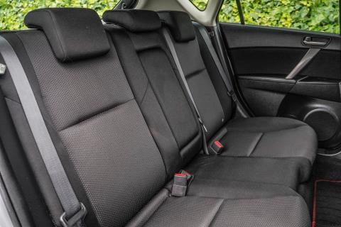 2011 Mazda Axela 20S / 3 Sport - Thumbnail