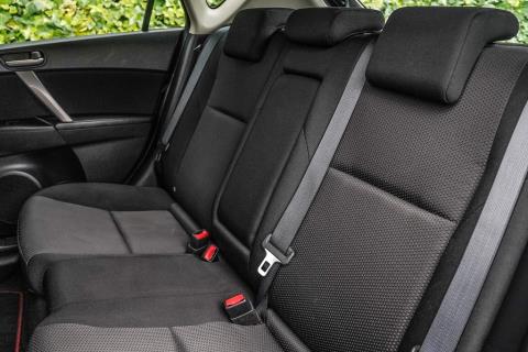 2011 Mazda Axela 20S / 3 Sport - Thumbnail