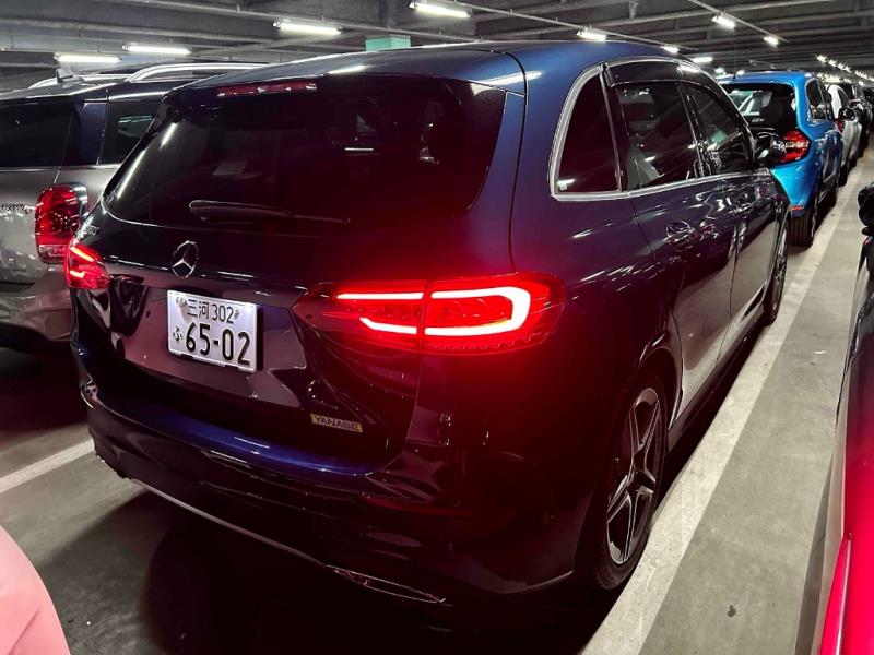 2020 Mercedes Benz B 180 AMG Line