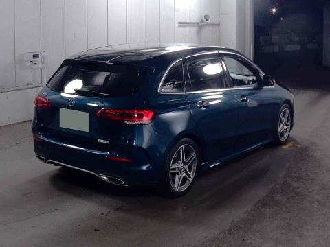 2020 Mercedes Benz B 180 AMG Line - Thumbnail